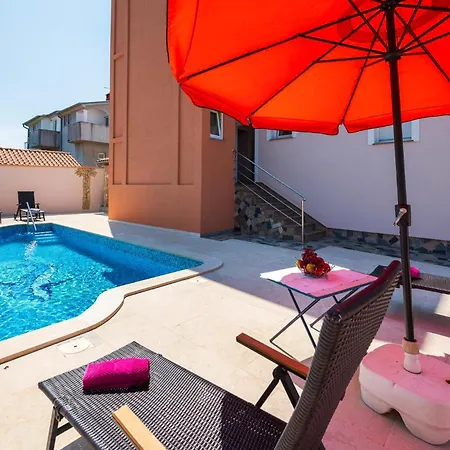 شقة Stunning In With Wifi بولا